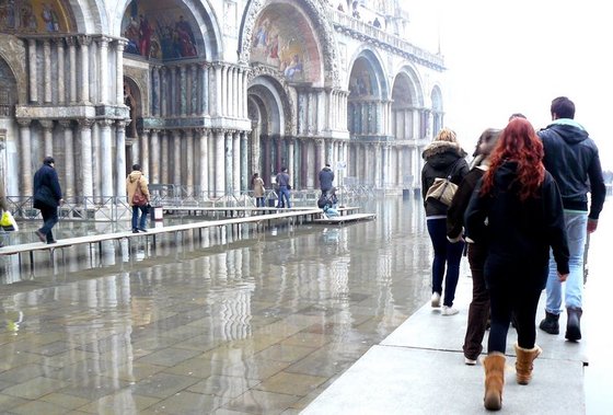 Passarella in front of San Marco.JPG